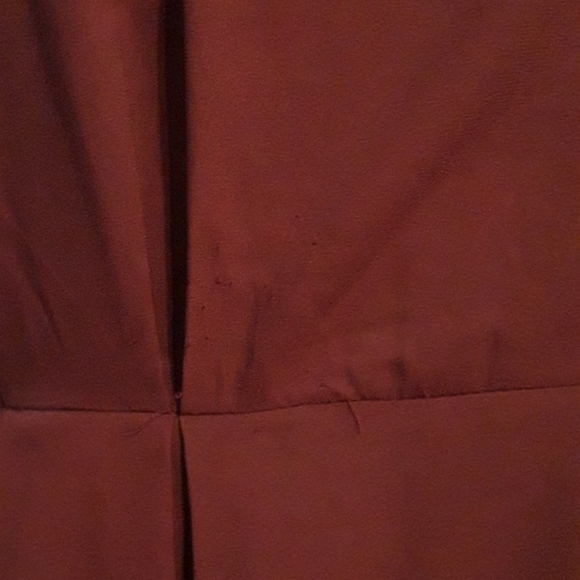 Glamorous short sleeve wine colored dress - Picture 2 of 2